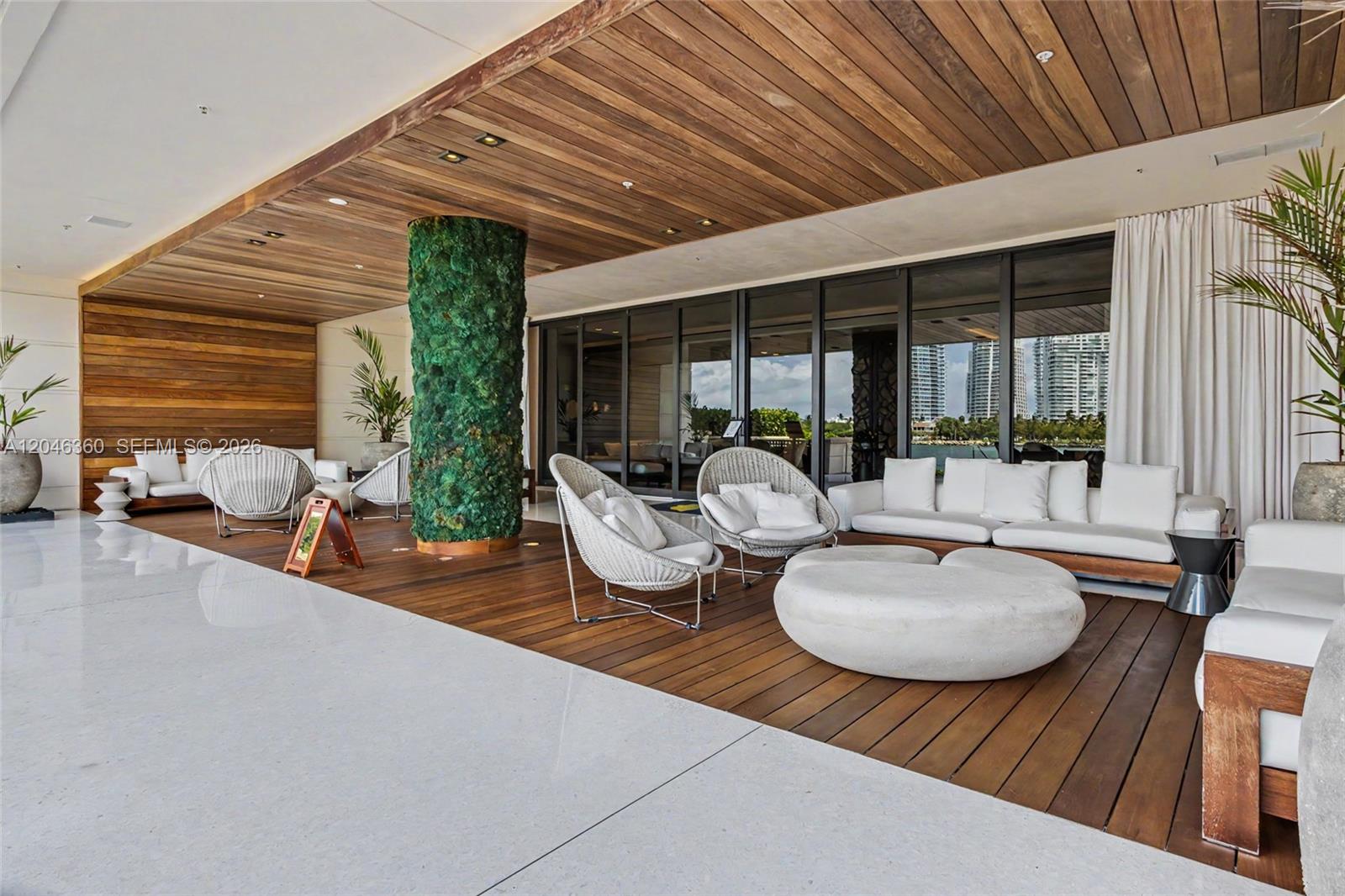 7042 Fisher Island Dr # 7042