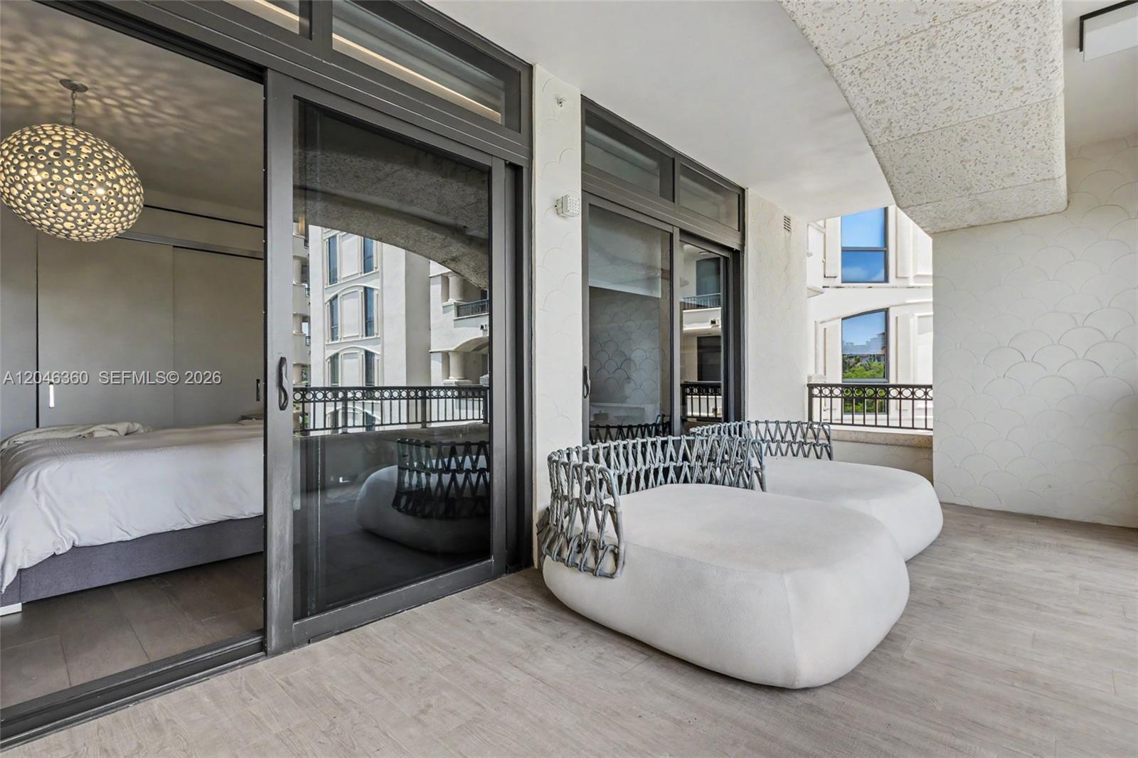 7042 Fisher Island Dr # 7042