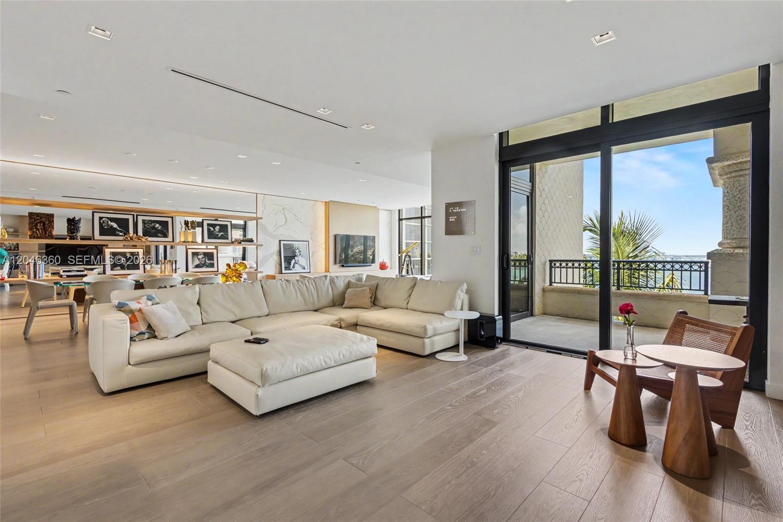 7042 Fisher Island Dr # 7042