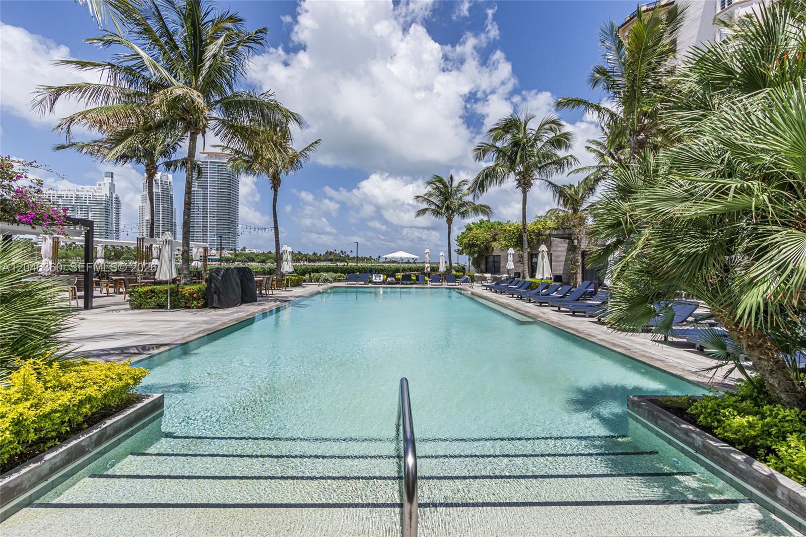 7042 Fisher Island Dr # 7042