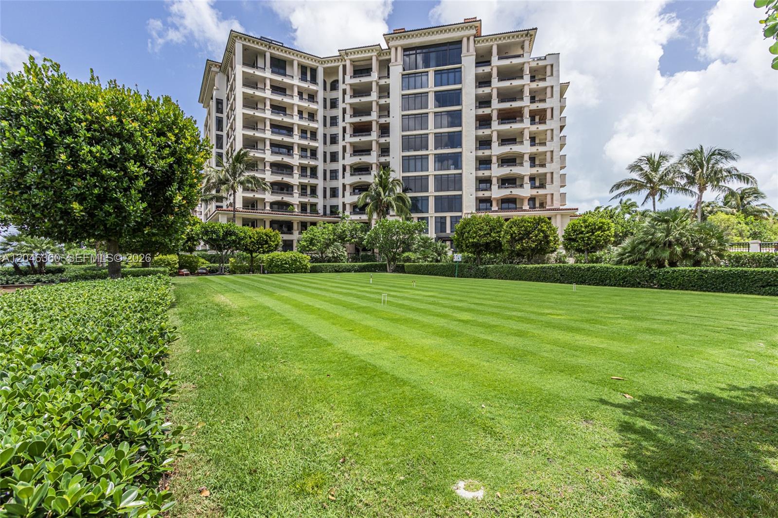 7042 Fisher Island Dr # 7042