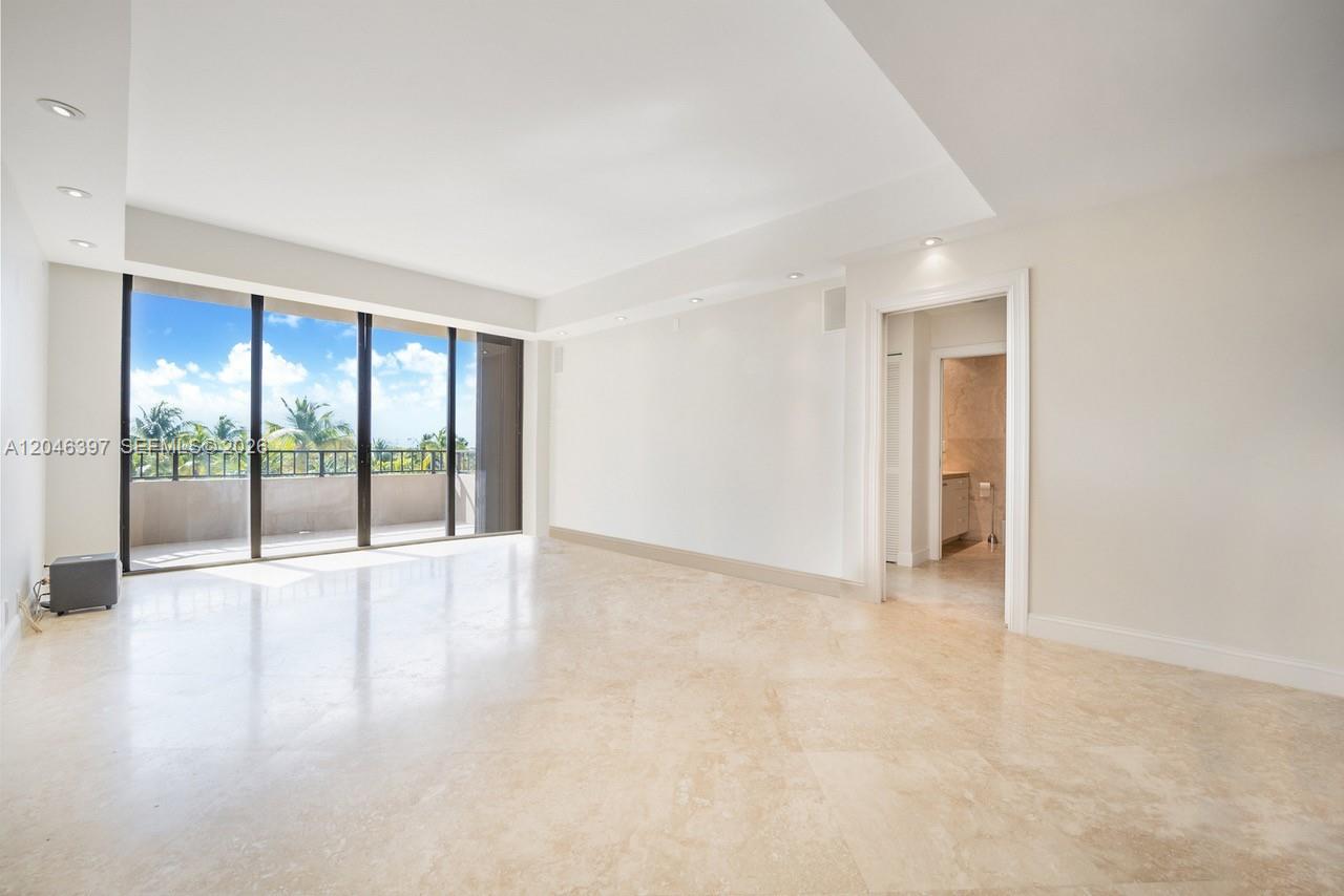 151 Crandon Blvd # 439