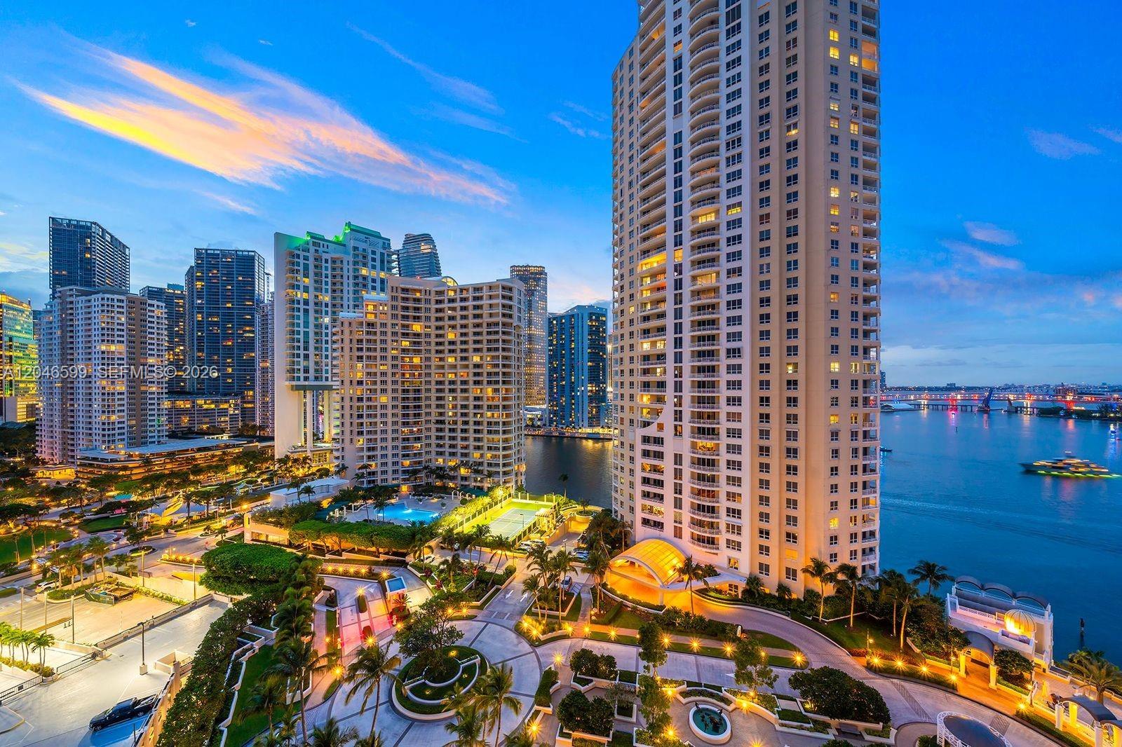 808 Brickell Key Dr # 1808
