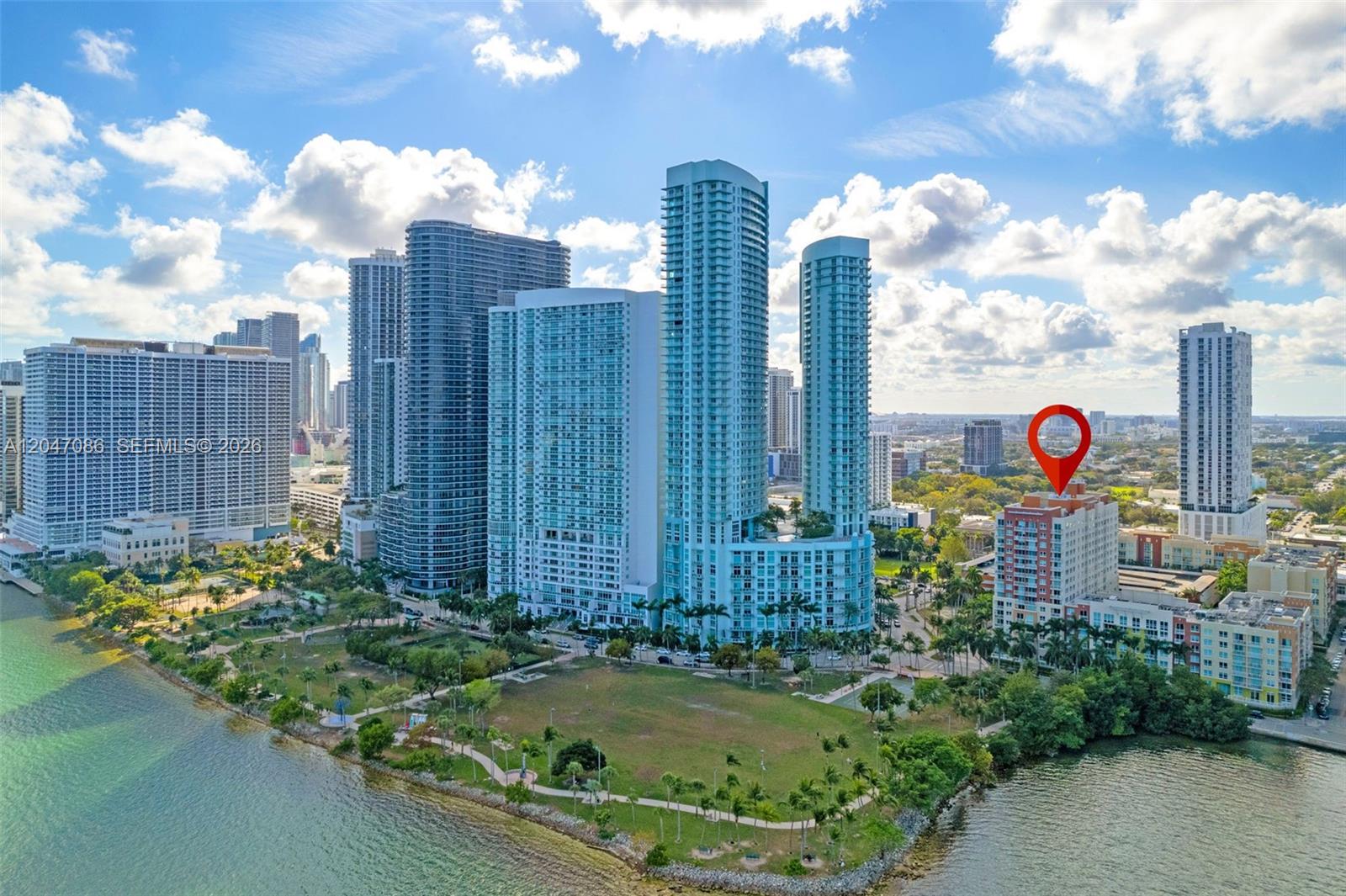 2000 N Bayshore Dr # 909