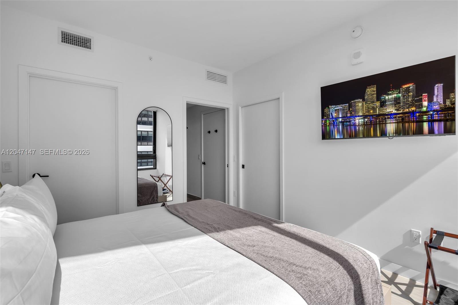 225 N Miami Ave Unit: 1107