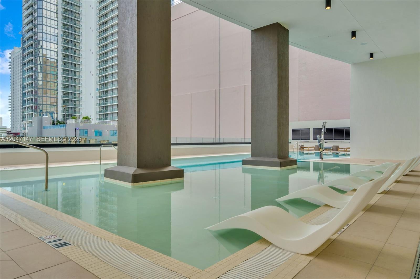 225 N Miami Ave Unit: 1107