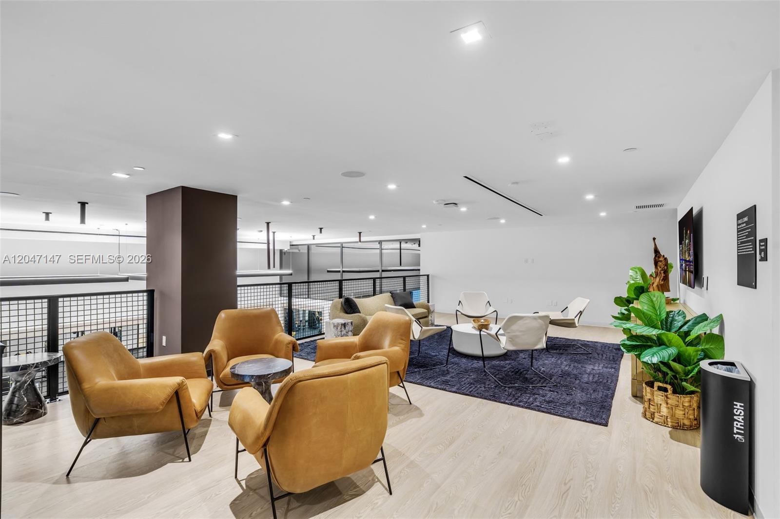 225 N Miami Ave Unit: 1107