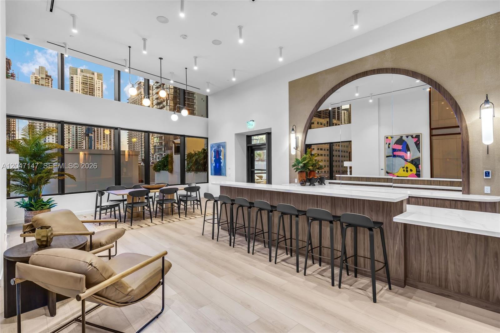 225 N Miami Ave Unit: 1107