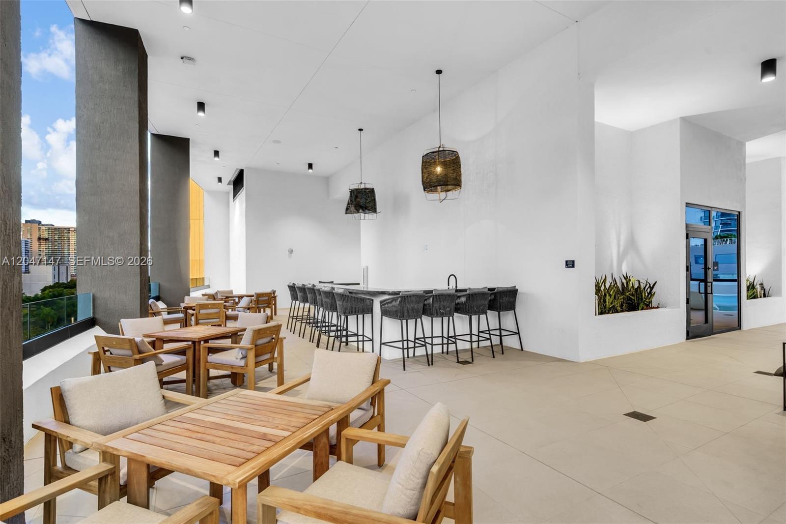 225 N Miami Ave Unit: 1107