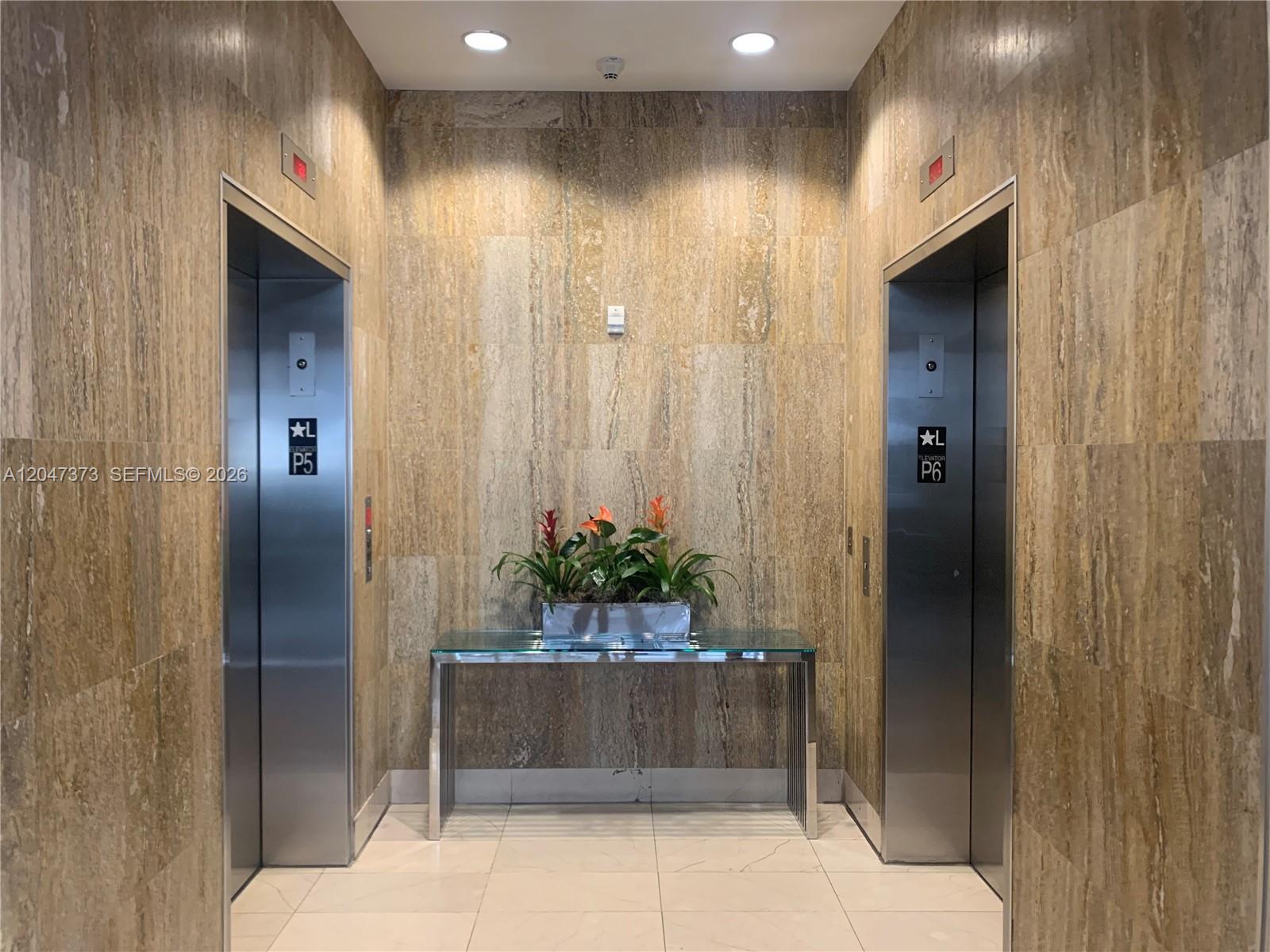 1111 SW 1 AV Unit: 2419-N