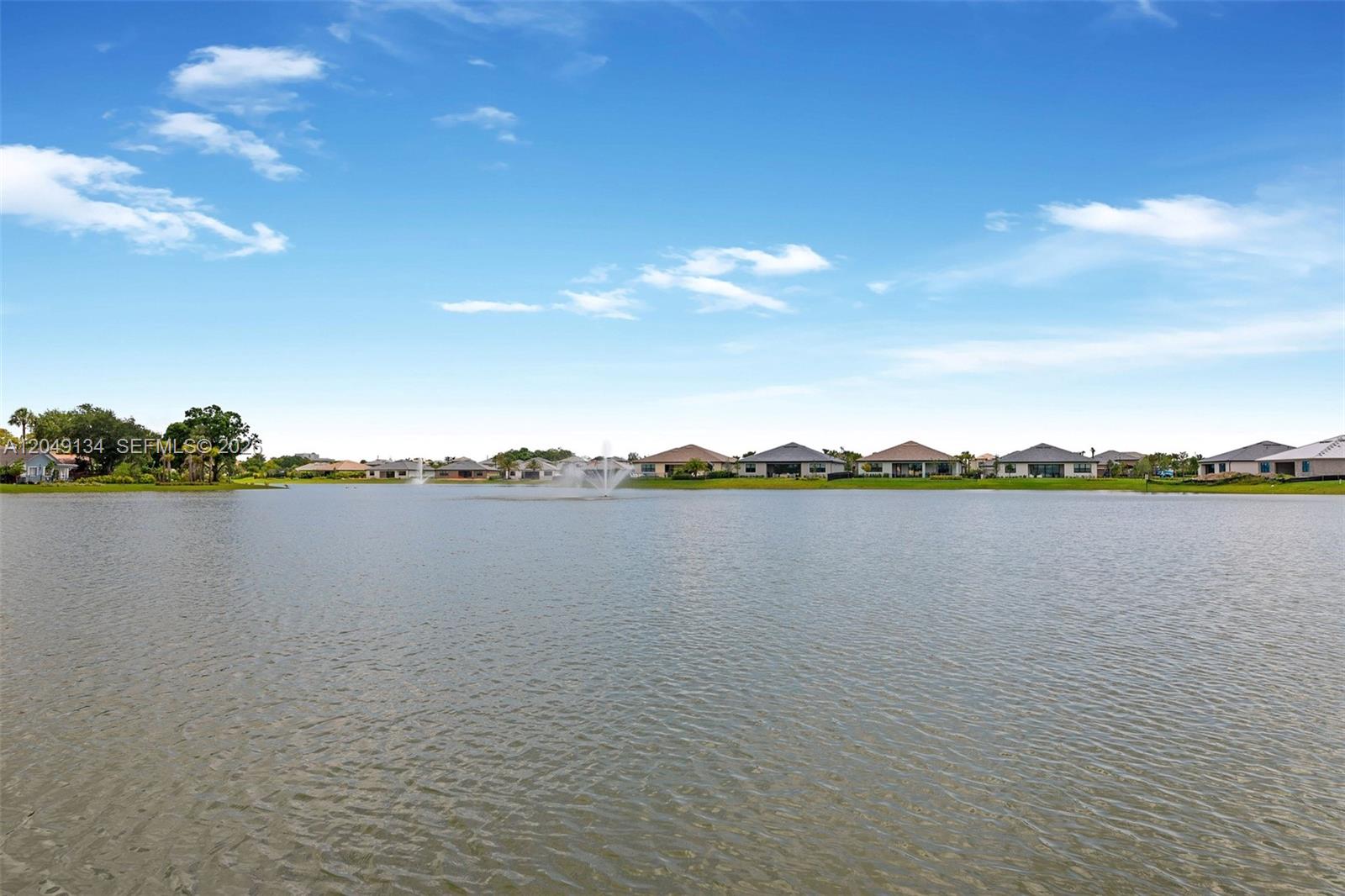 4470 Waterside Dr
