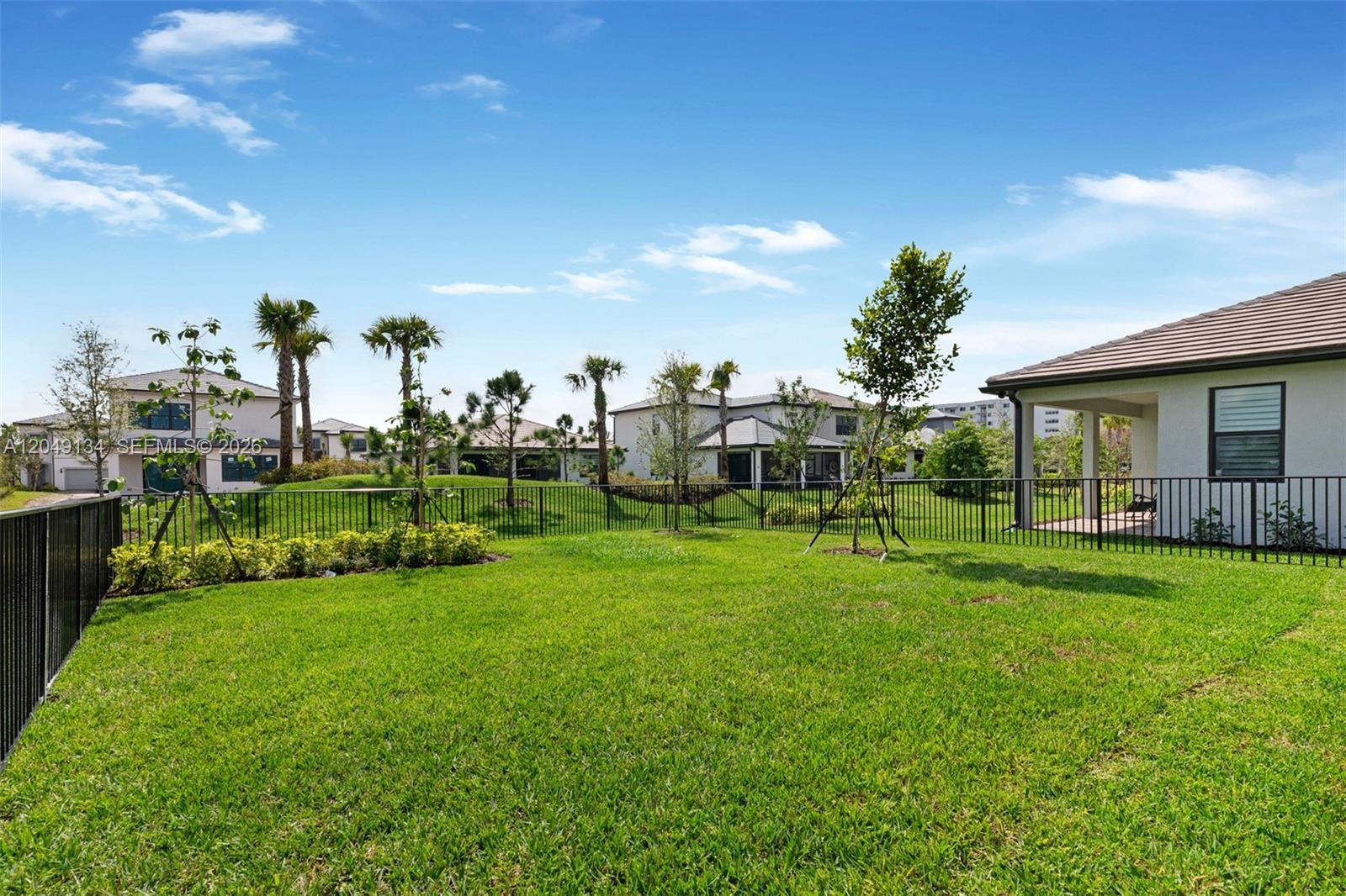 4470 Waterside Dr
