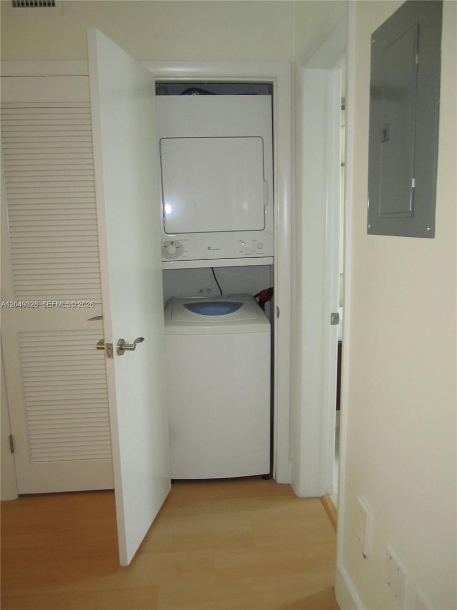 1034 Pennsylvania Ave # 104