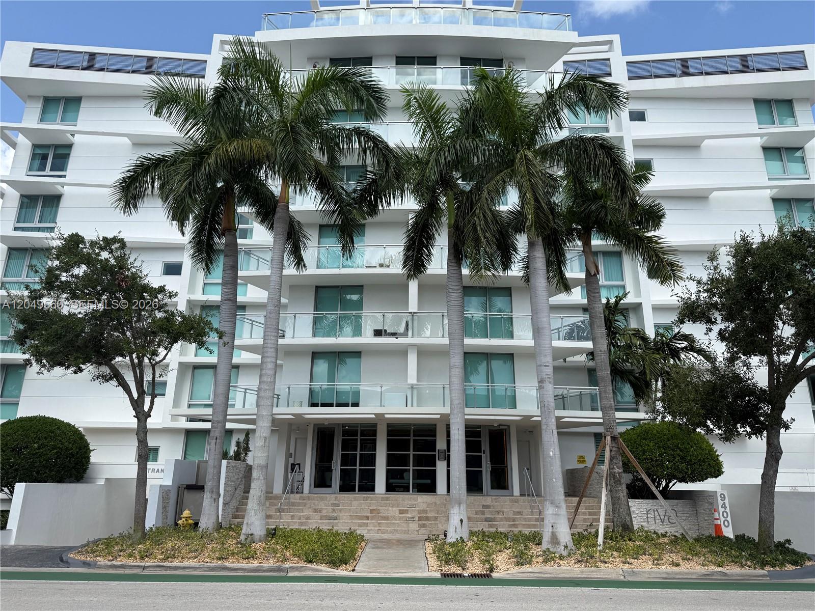9400 W Bay Harbor Dr # 501