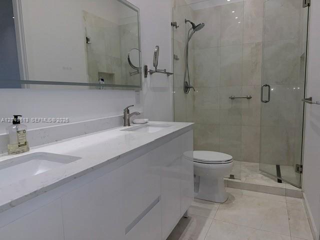 881 Ocean Dr # L2