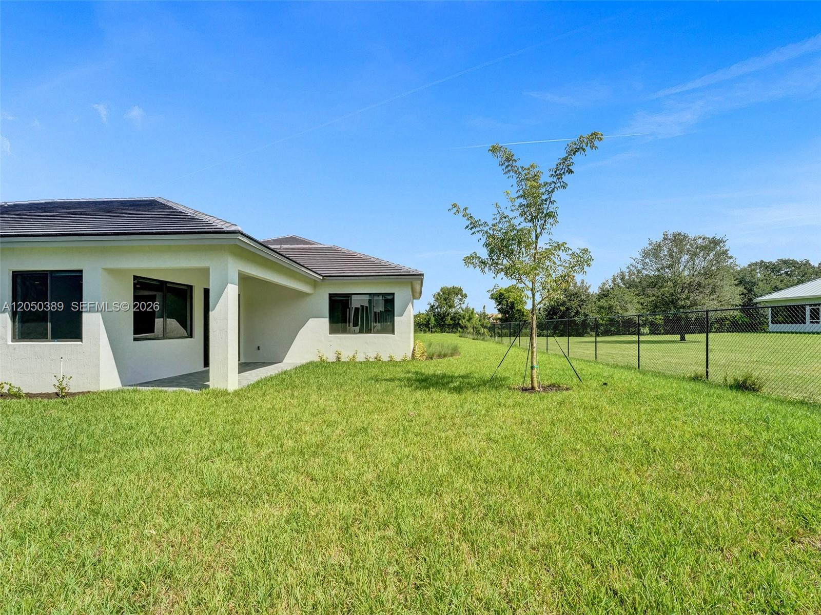 5736 SW 104th Ter