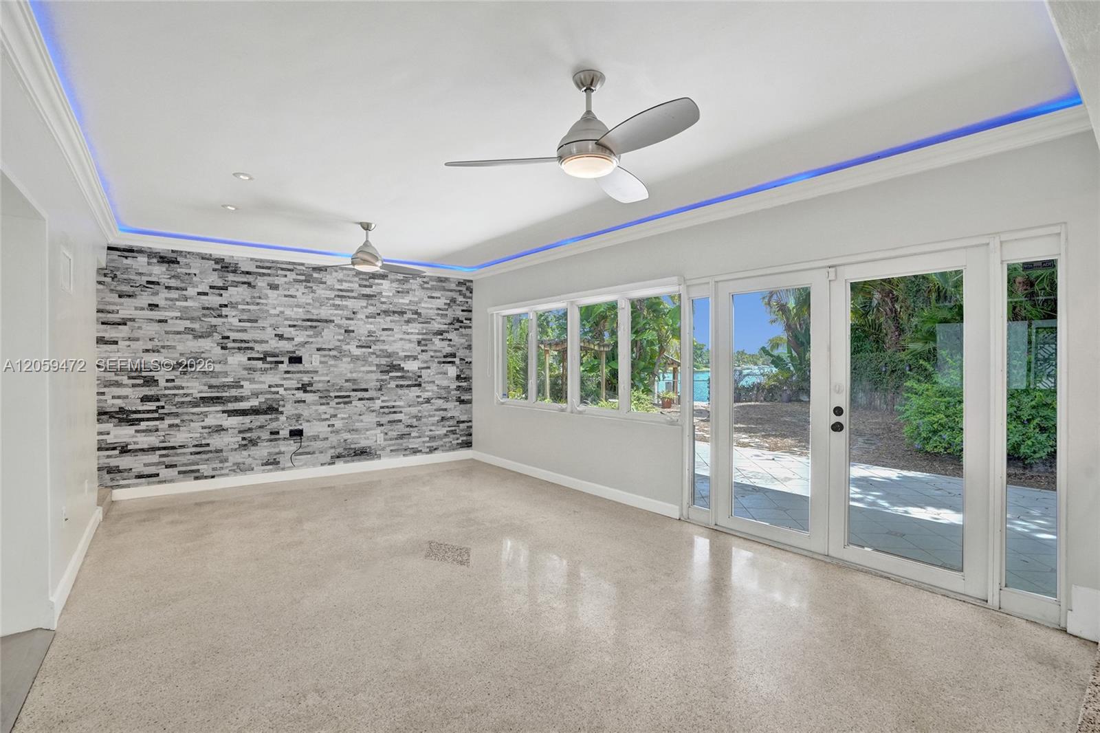 9350 SW 48 St