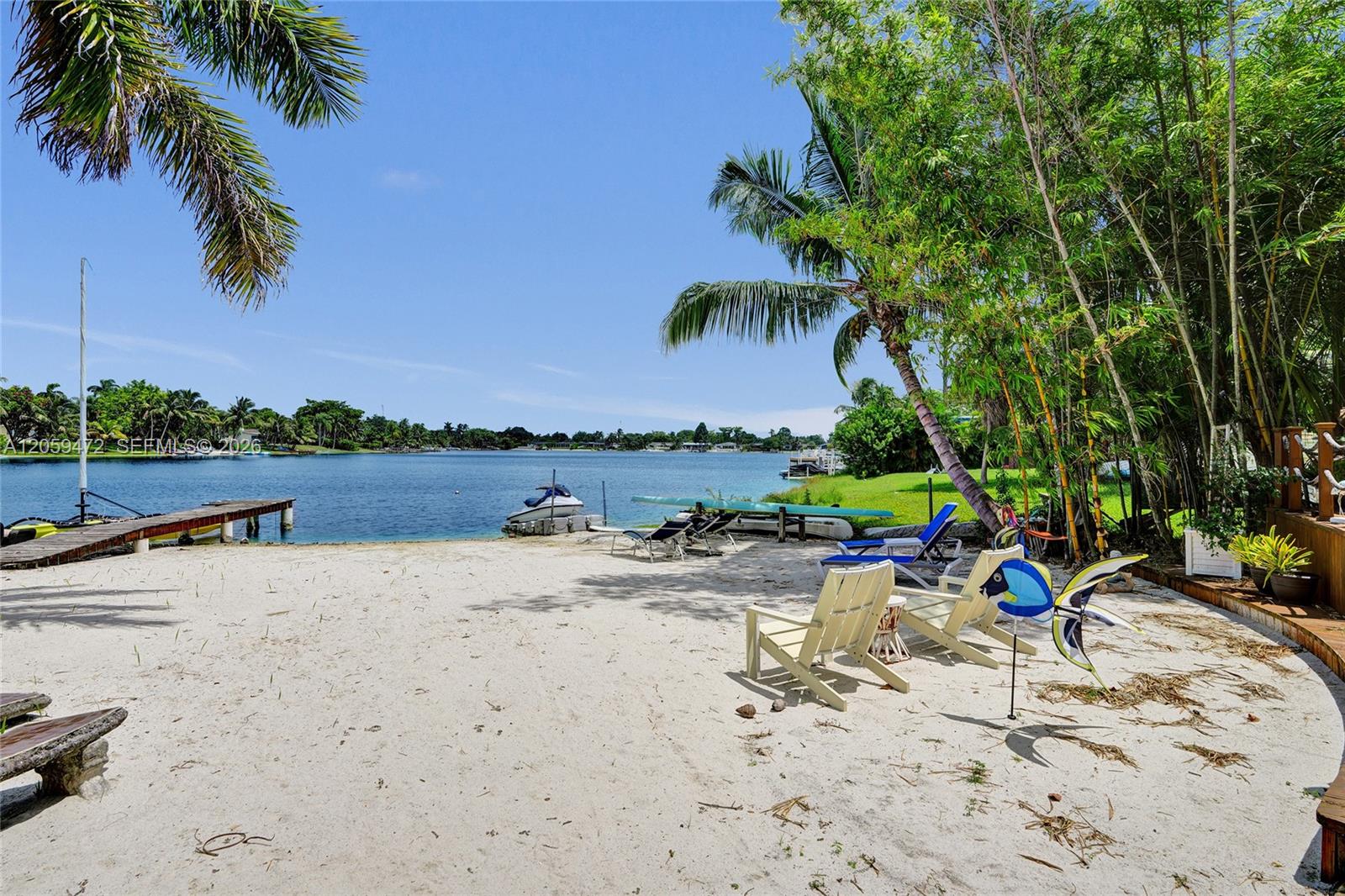9350 SW 48 St