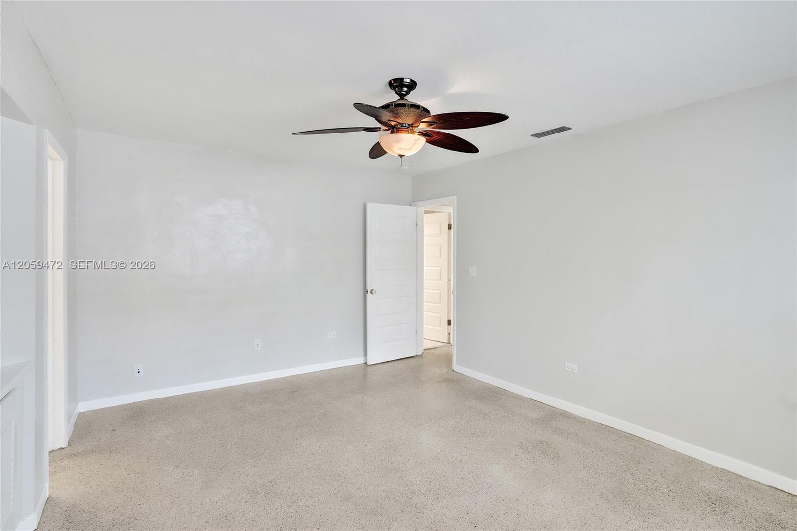 9350 SW 48 St
