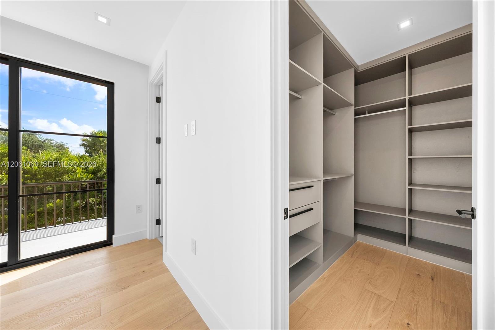 1220 South Alhambra Cir