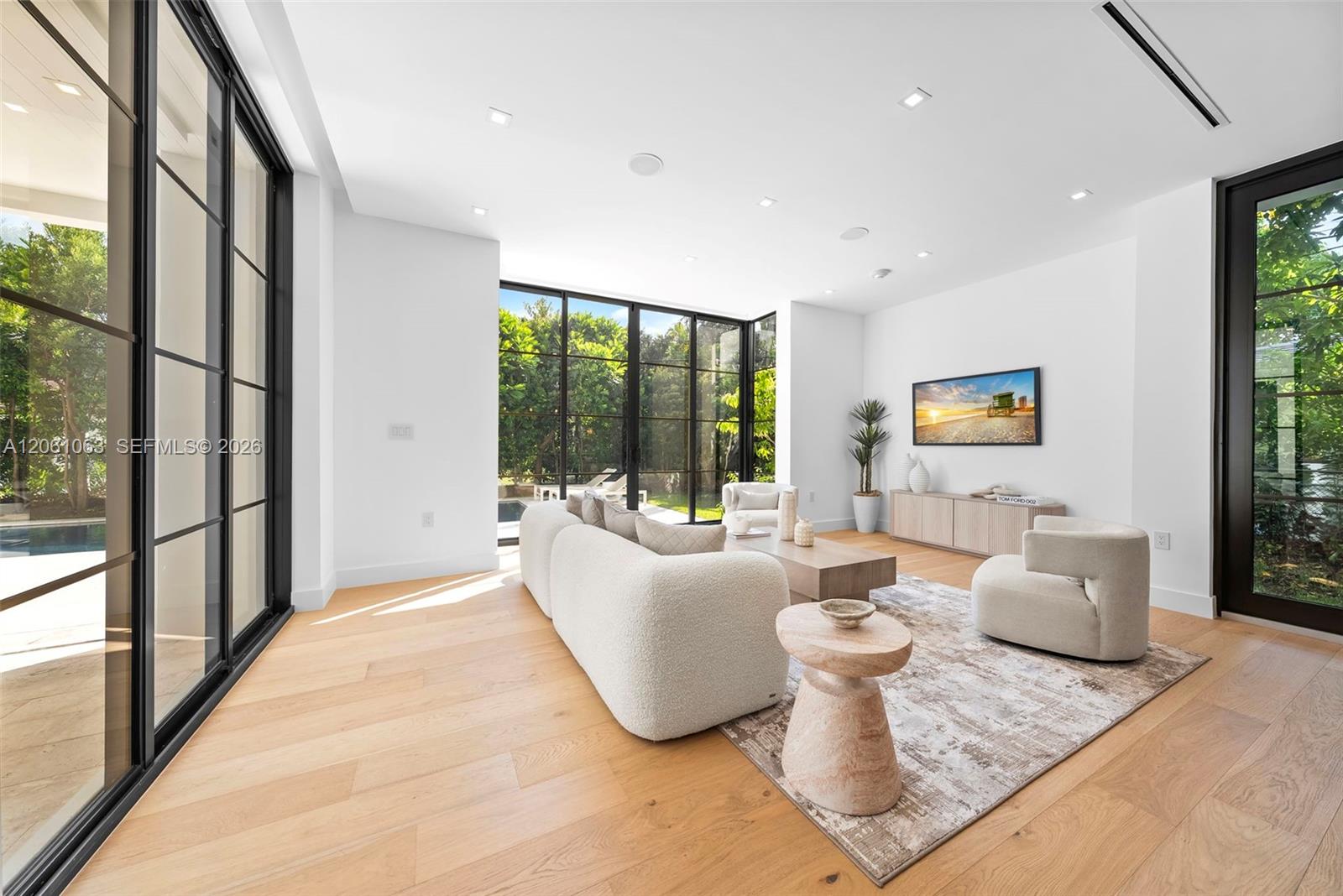 1220 South Alhambra Cir