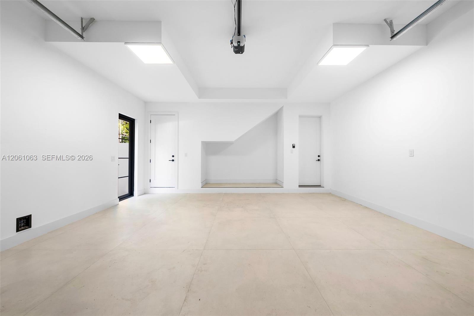 1220 South Alhambra Cir