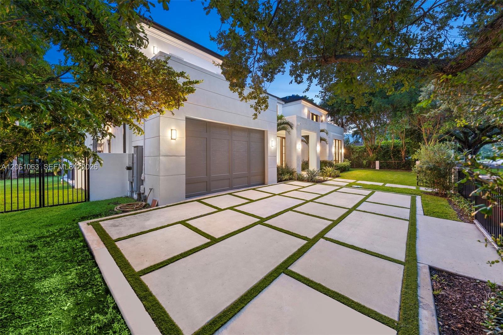 1220 South Alhambra Cir