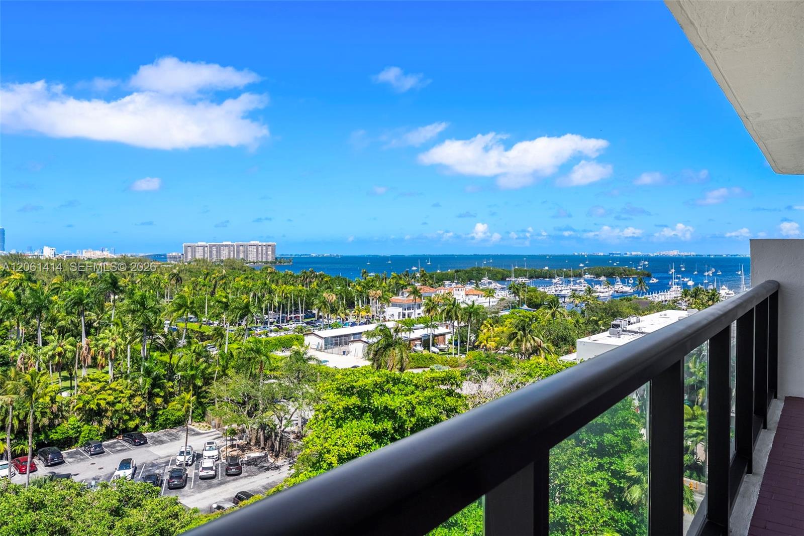 2575 S Bayshore Dr # 11B
