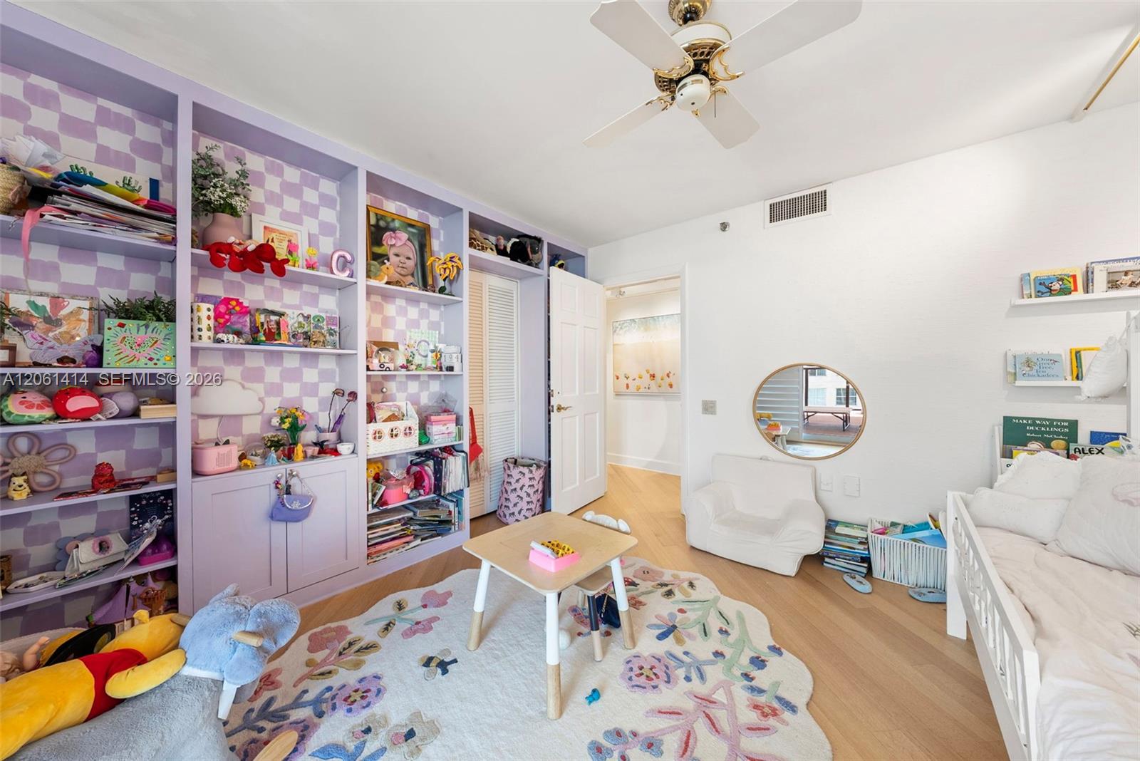 2575 S Bayshore Dr # 11B