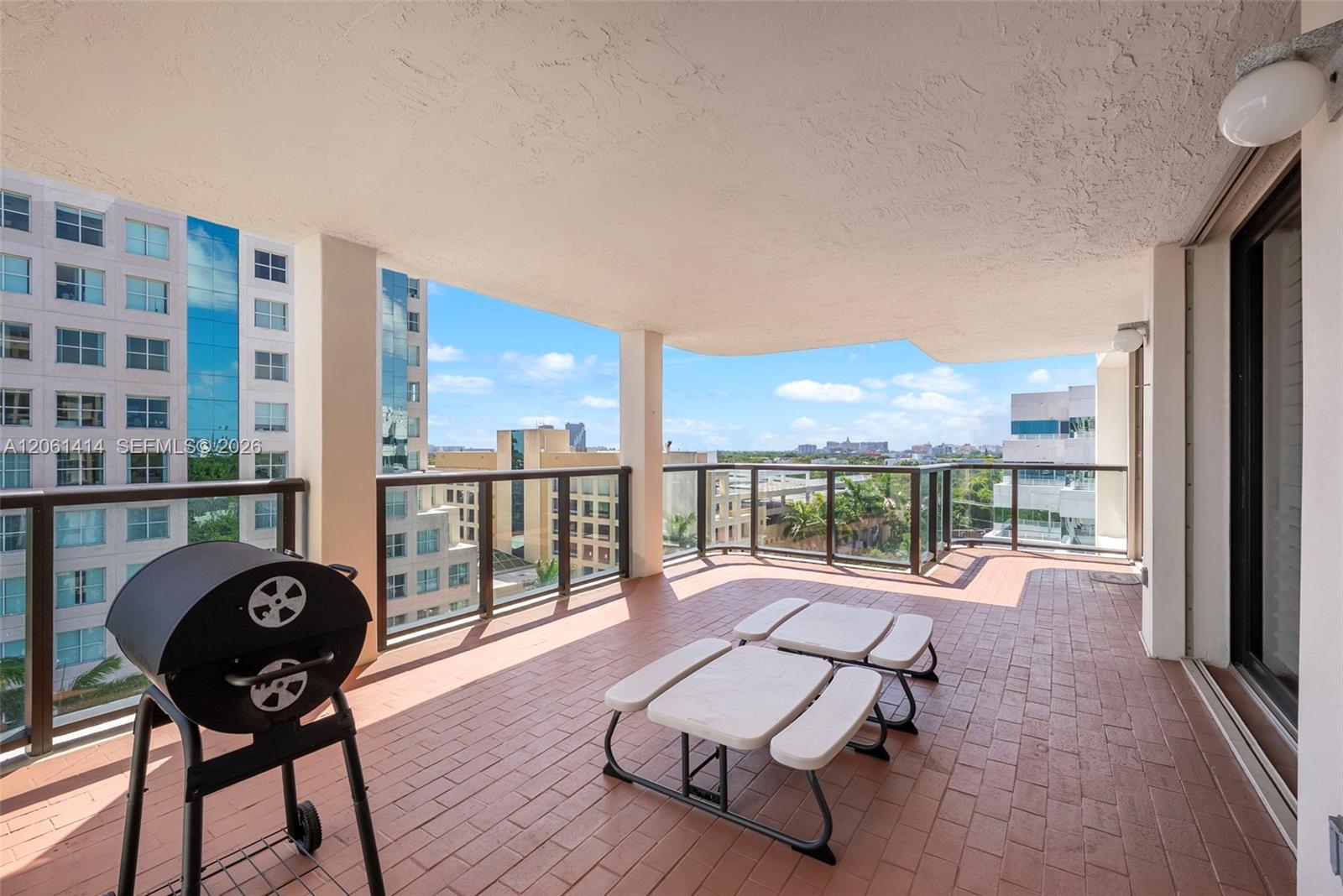 2575 S Bayshore Dr # 11B