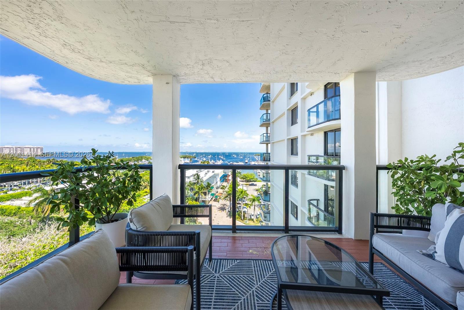 2575 S Bayshore Dr # 11B