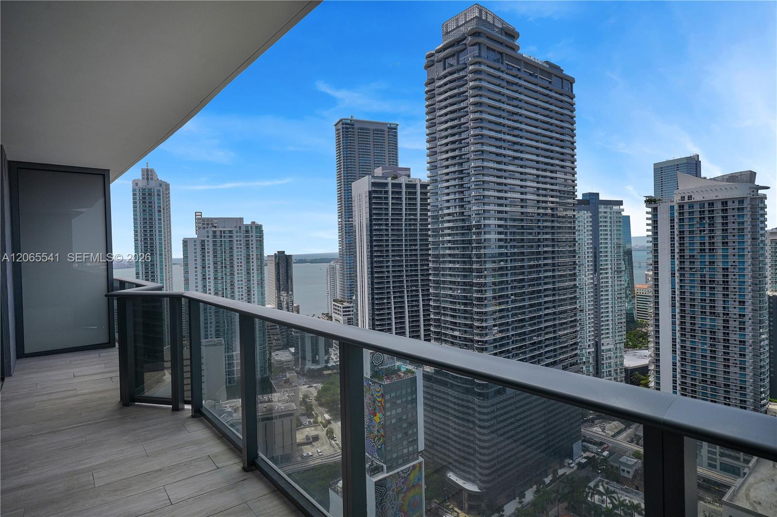 55 SW 9th St # 3504
