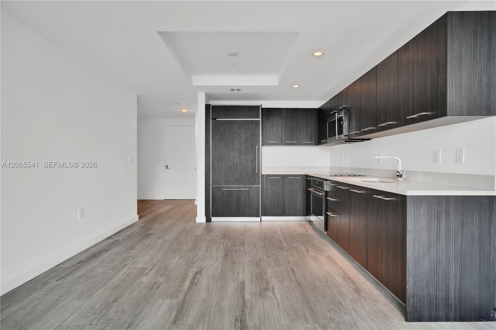 55 SW 9th St # 3504