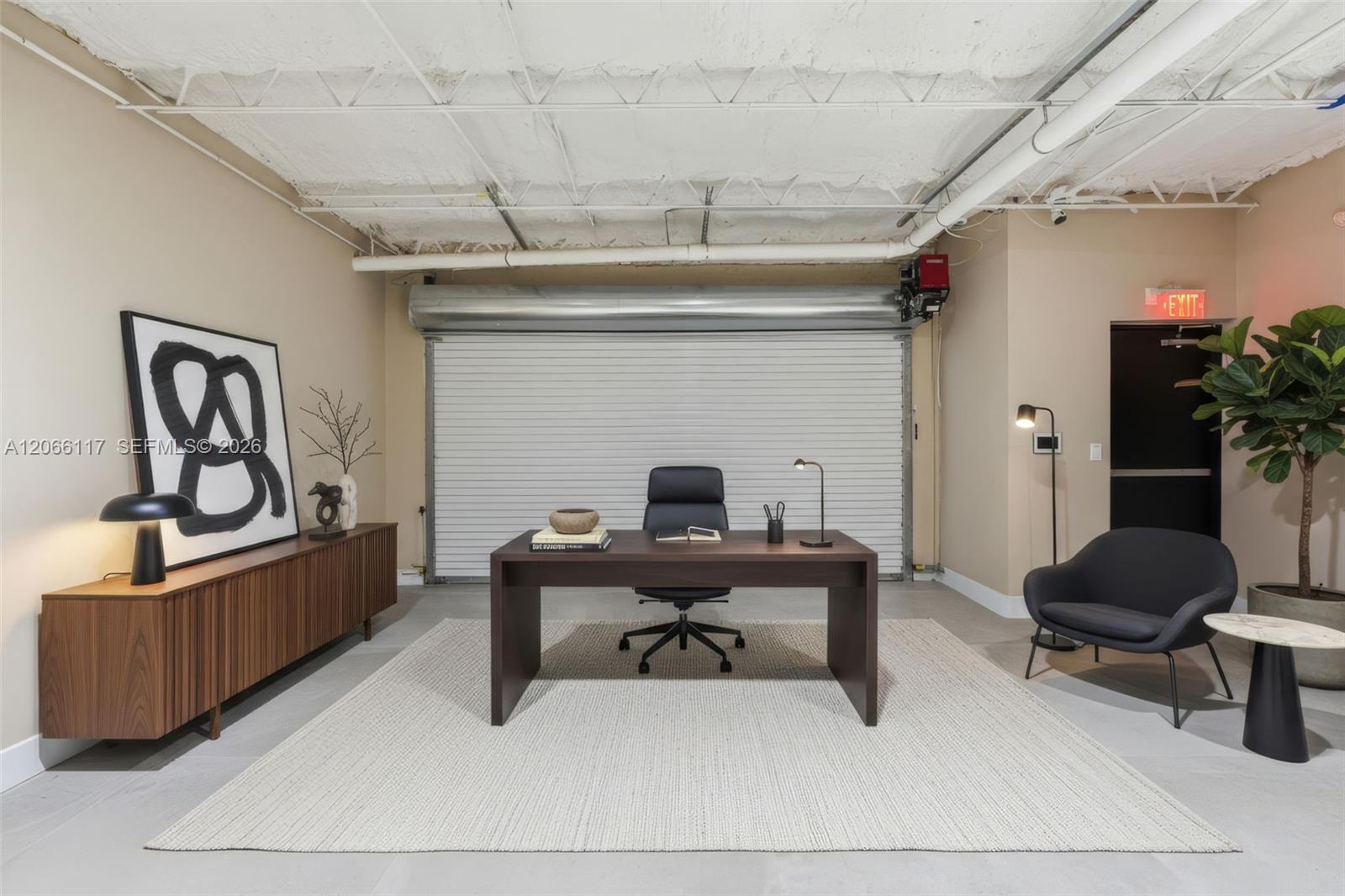 45 Valencia Ave