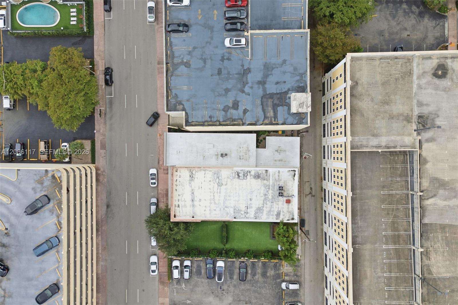 45 Valencia Ave