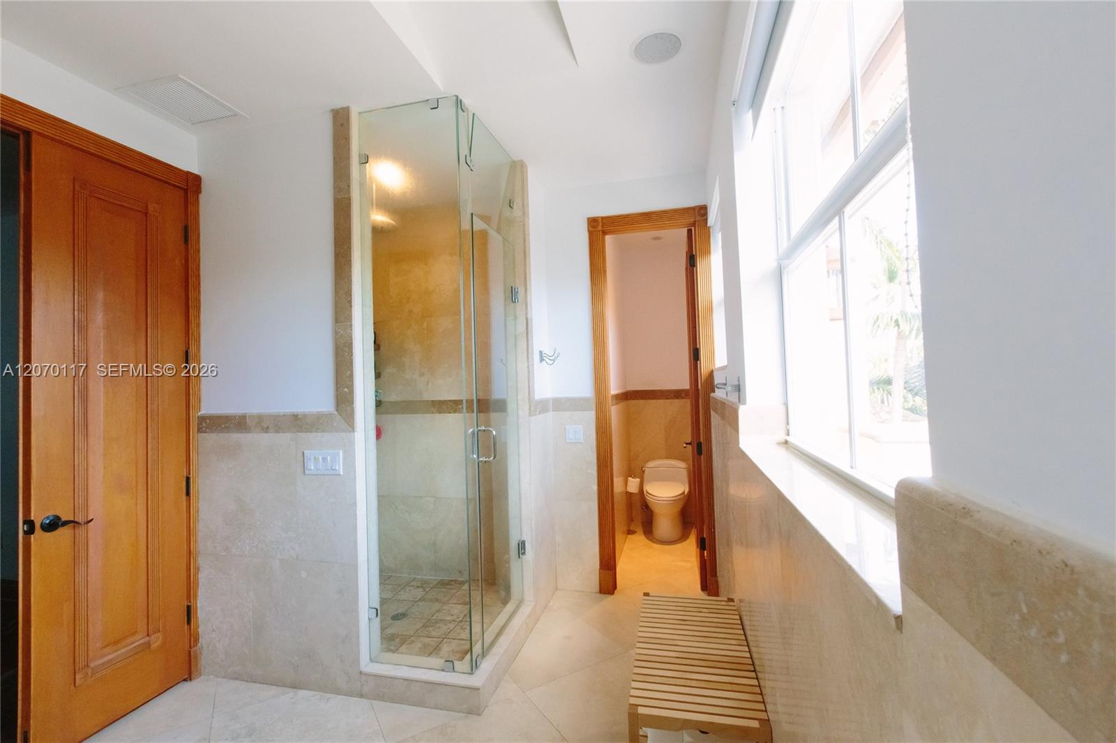 335 W Enid Dr