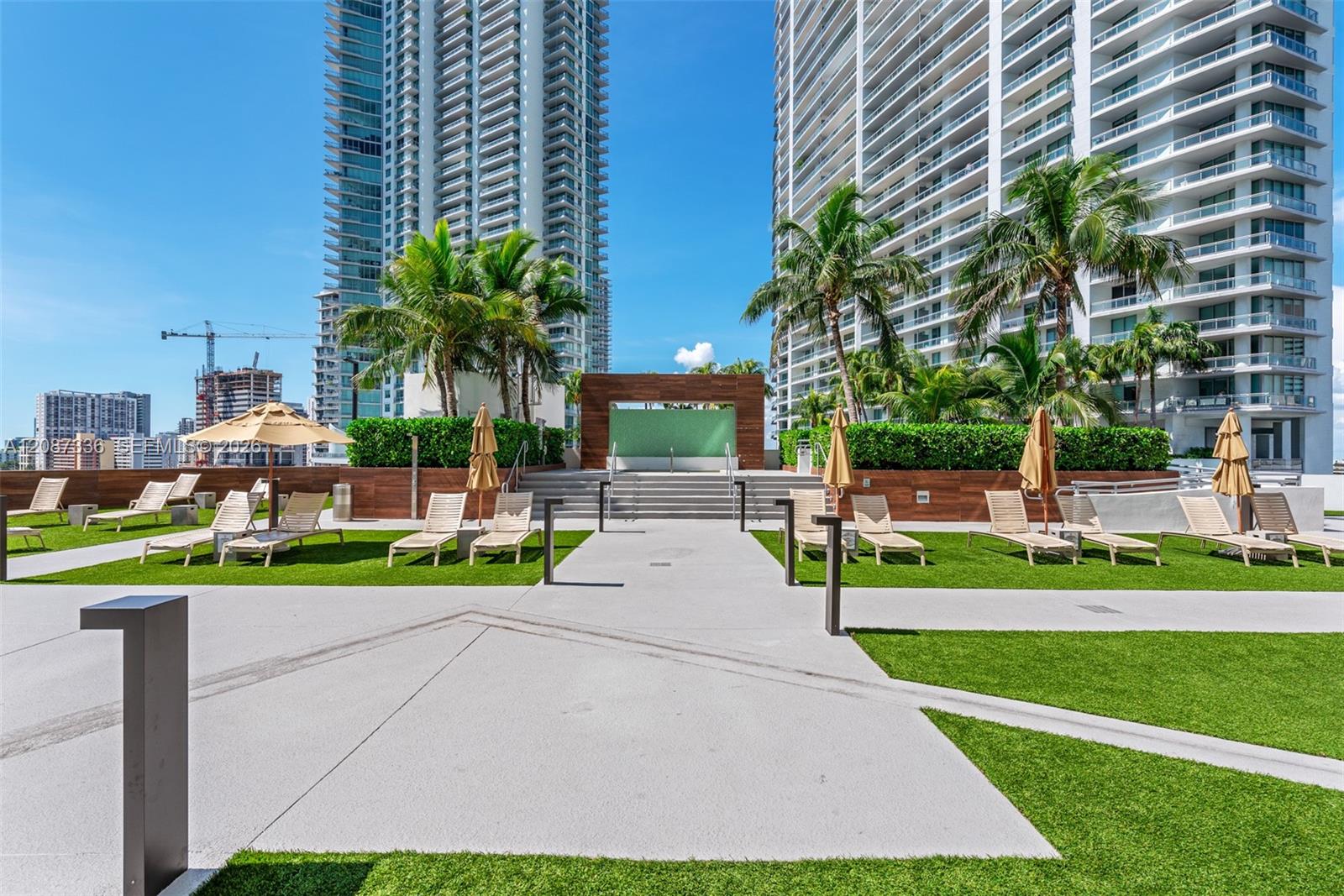 350 S Miami Ave Unit: 3802