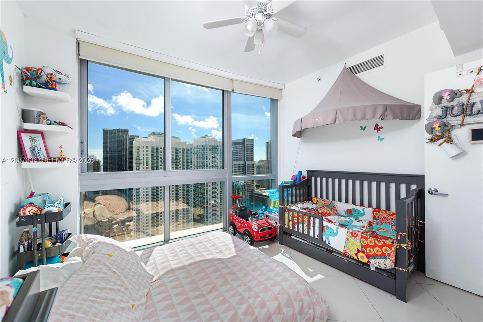 350 S Miami Ave Unit: 3802