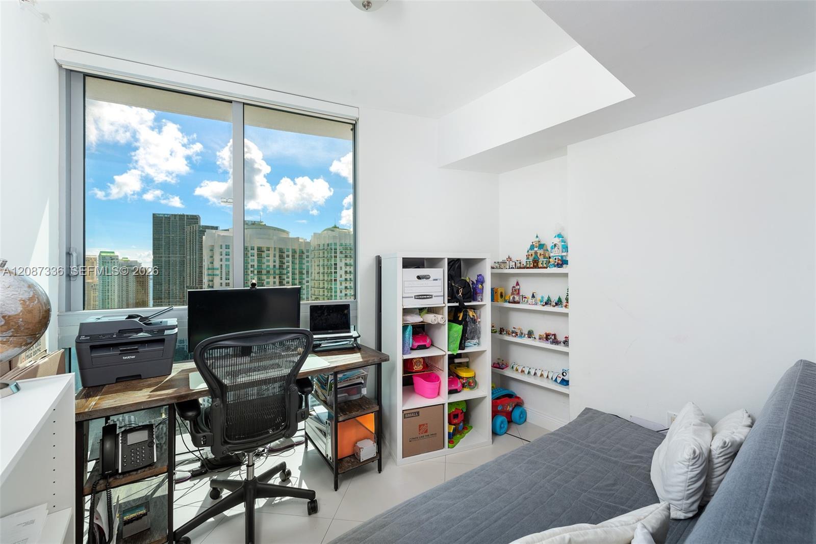 350 S Miami Ave Unit: 3802