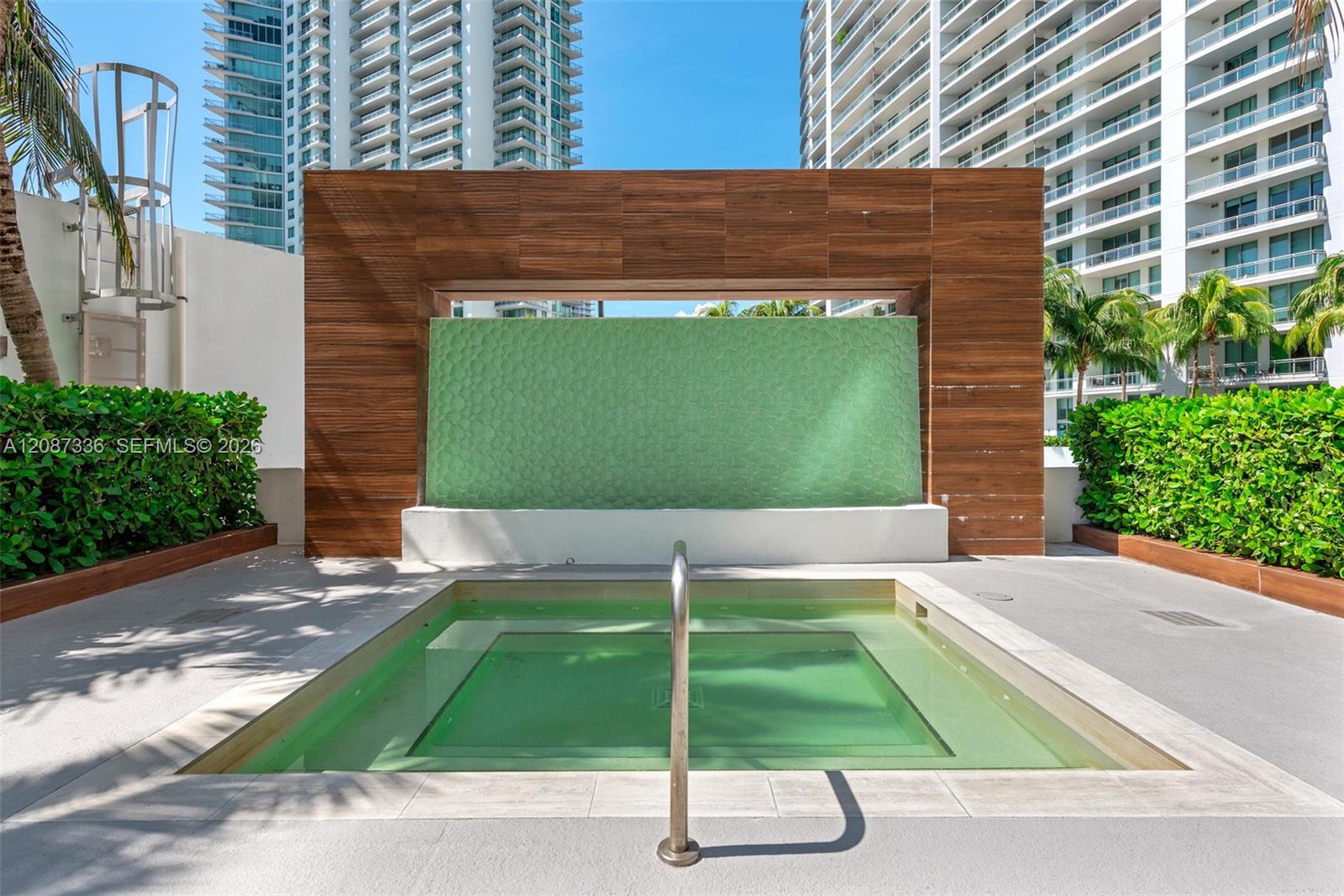 350 S Miami Ave Unit: 3802