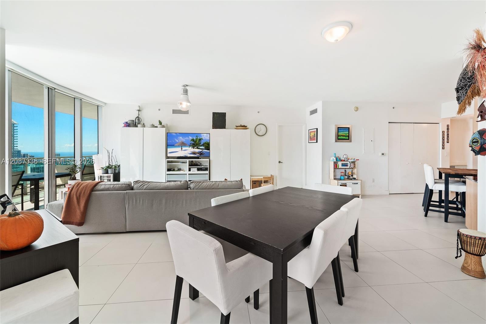 350 S Miami Ave Unit: 3802