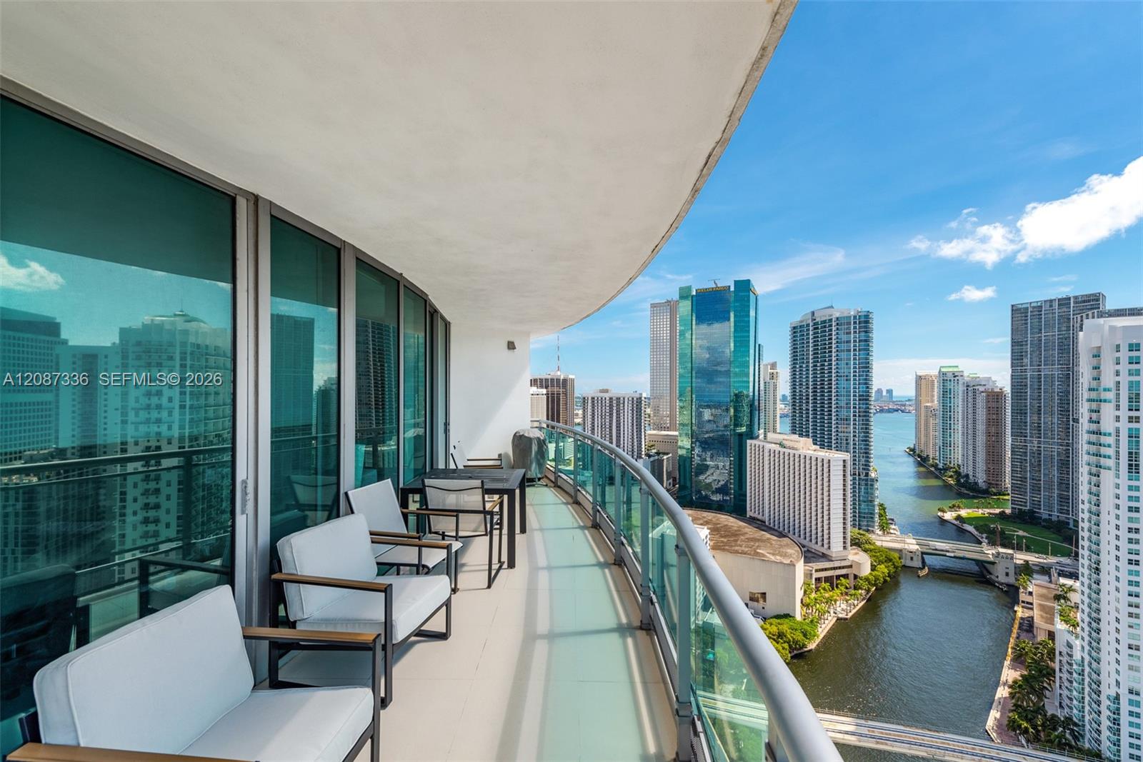 350 S Miami Ave Unit: 3802