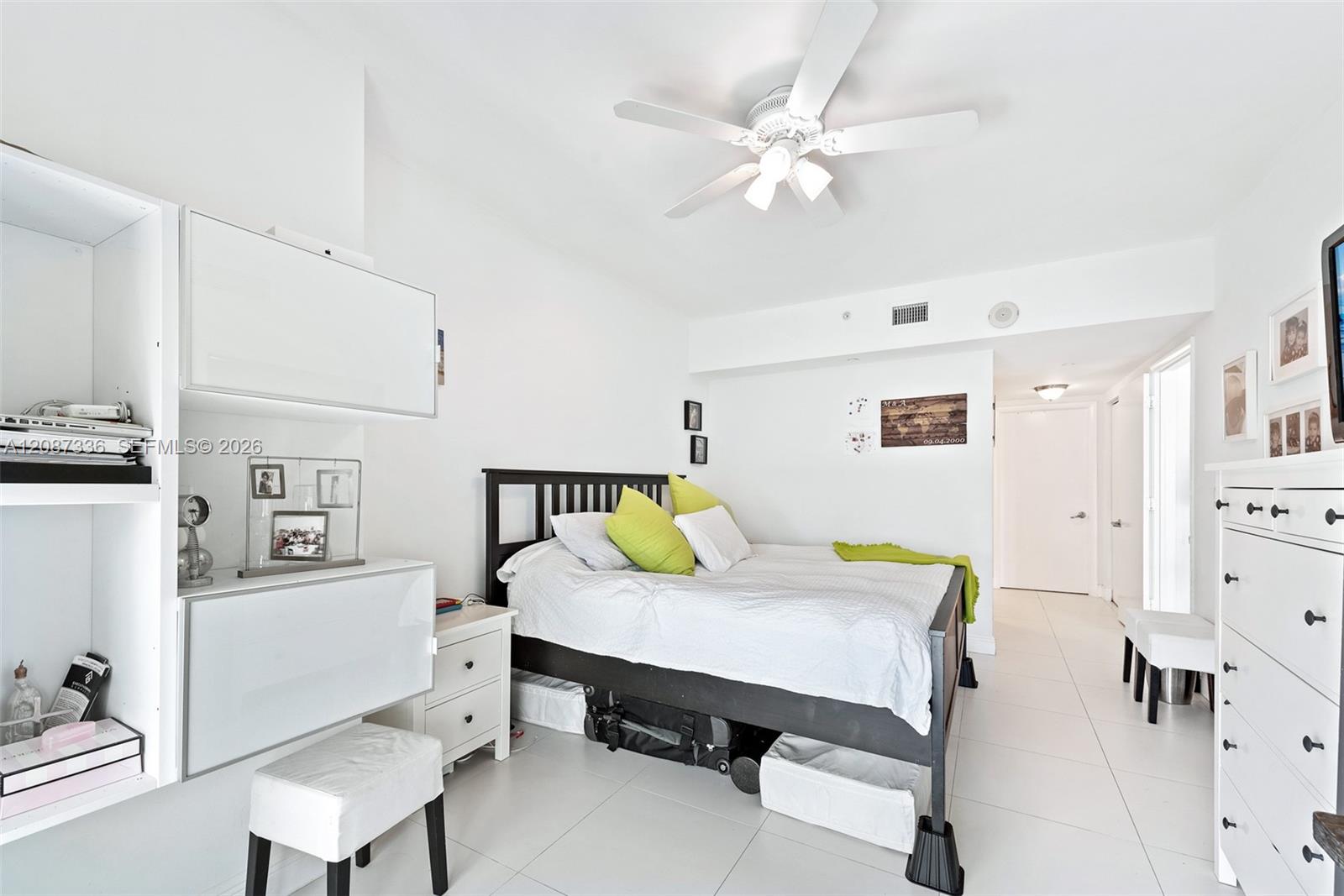 350 S Miami Ave Unit: 3802