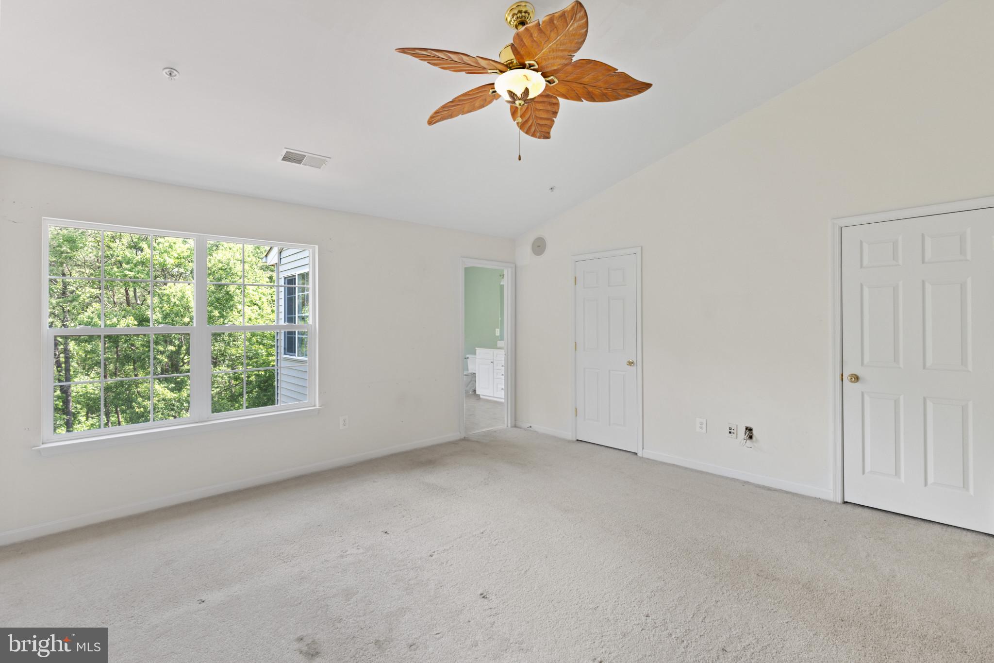 1562 FALLING BROOK COURT