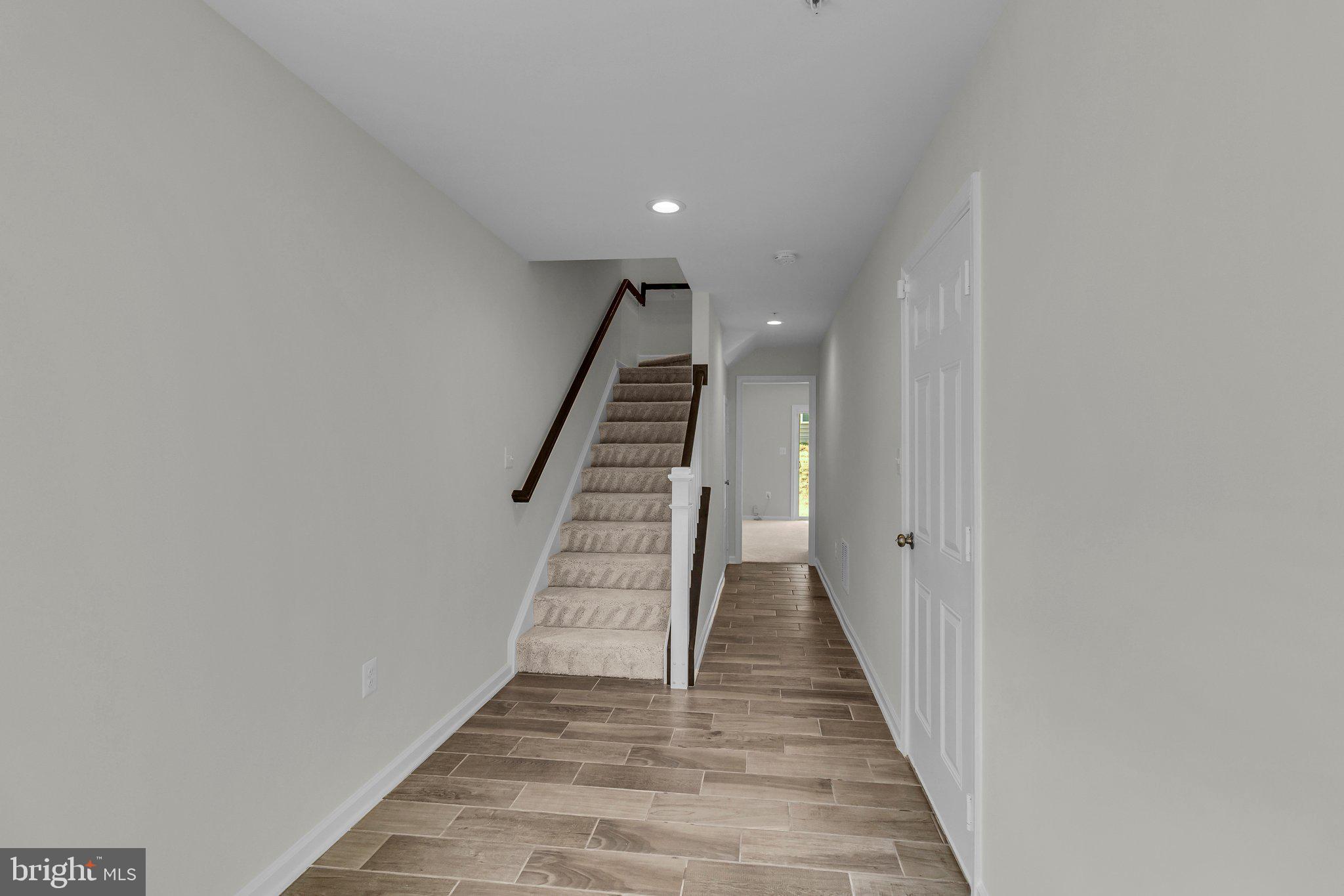 9000 Clear Stream Ln