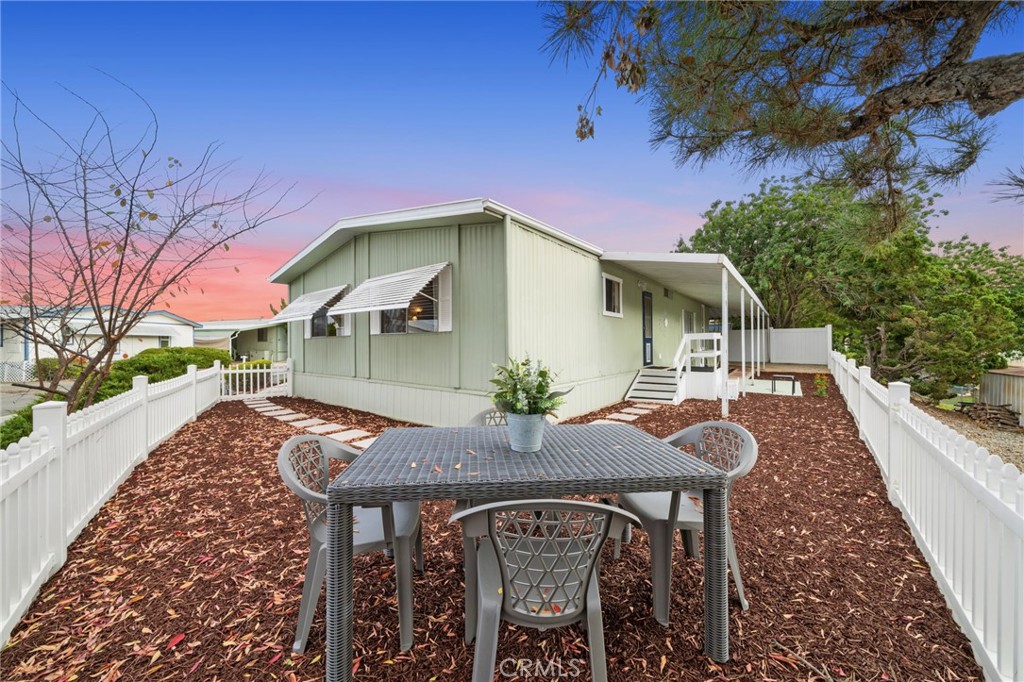 31130 S General Kearny Road 53