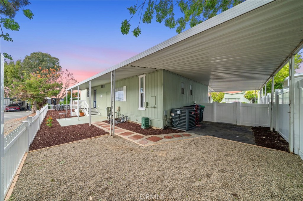 31130 S General Kearny Road 53