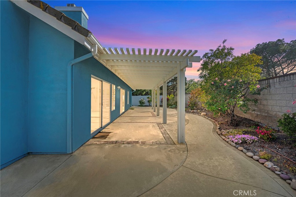 43945 Northgate Avenue