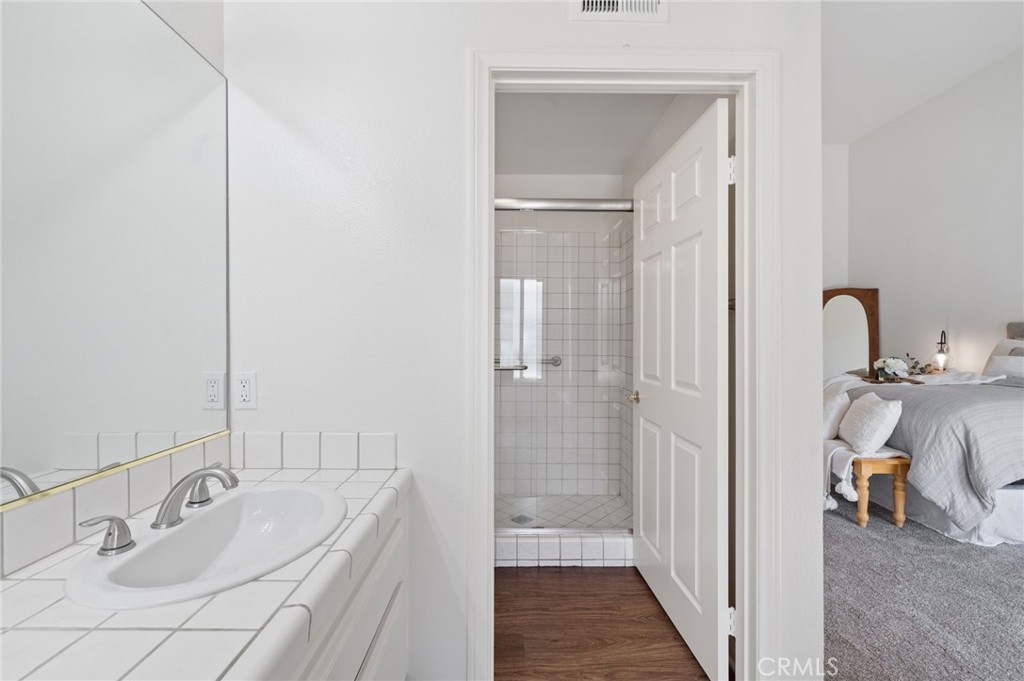 43945 Northgate Avenue