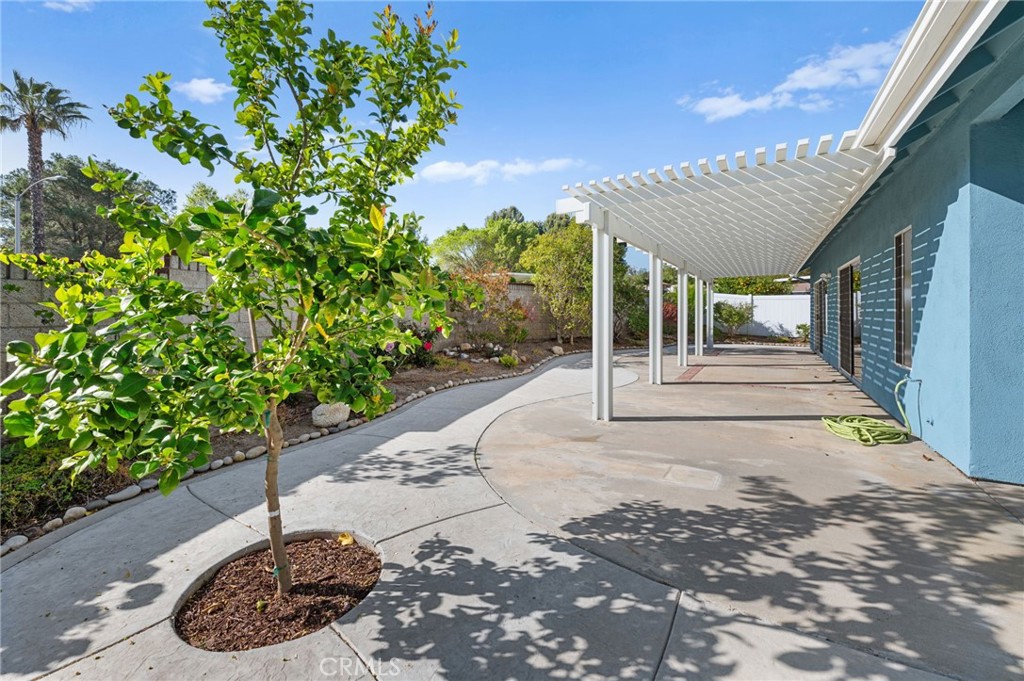 43945 Northgate Avenue